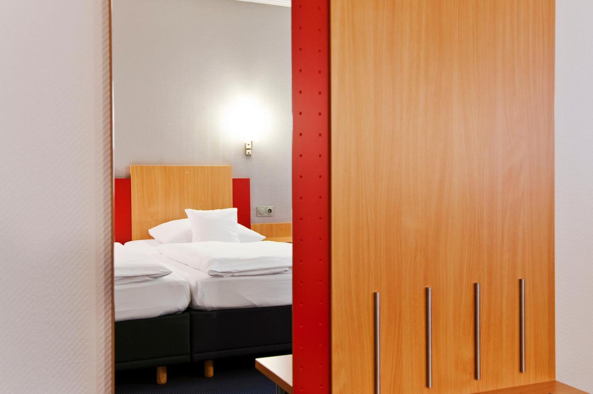 Ringhotel อาเรินส์บวร์ก ภายนอก รูปภาพ
